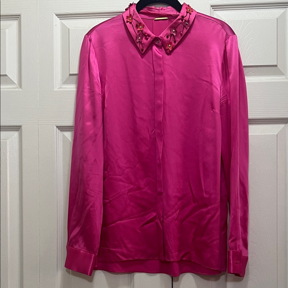 Elie Tahari silk Fuchsia Blouse with Studded Collar